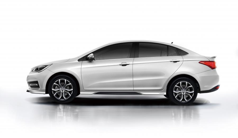  Chery Arrizo 5e 450 2018 года  (фото 4 из 13)